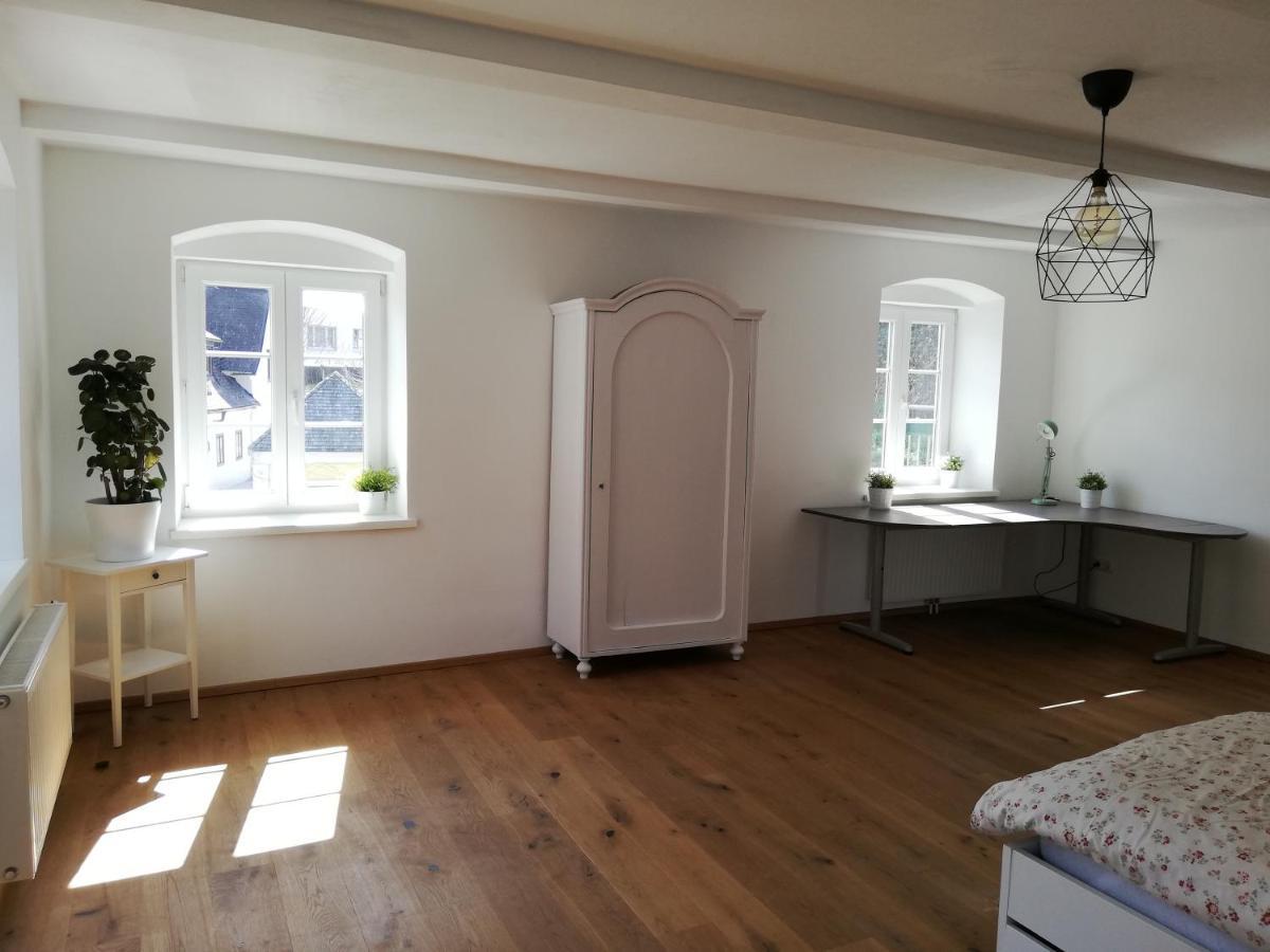 Fancy Luxury Home In Former Tavern Gmunden Eksteriør bilde